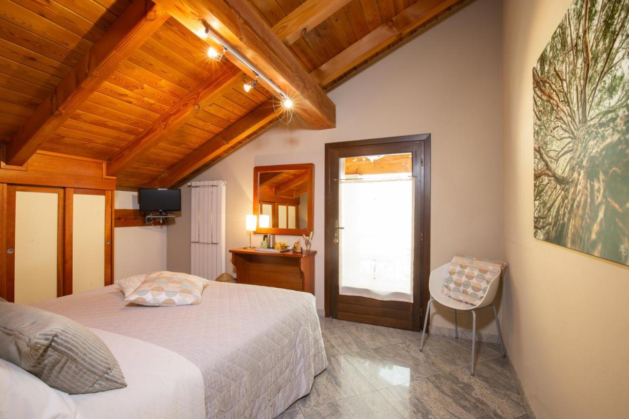 B&B Al Castel Pont-Saint-Martin Eksteriør bilde